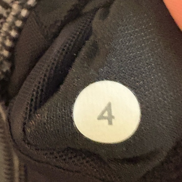 Lululemon Power Y Tank *Luon - Picture 8 of 8